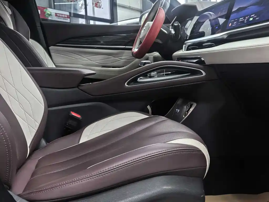 GEELY AUTOMOBILE XINGYUE L