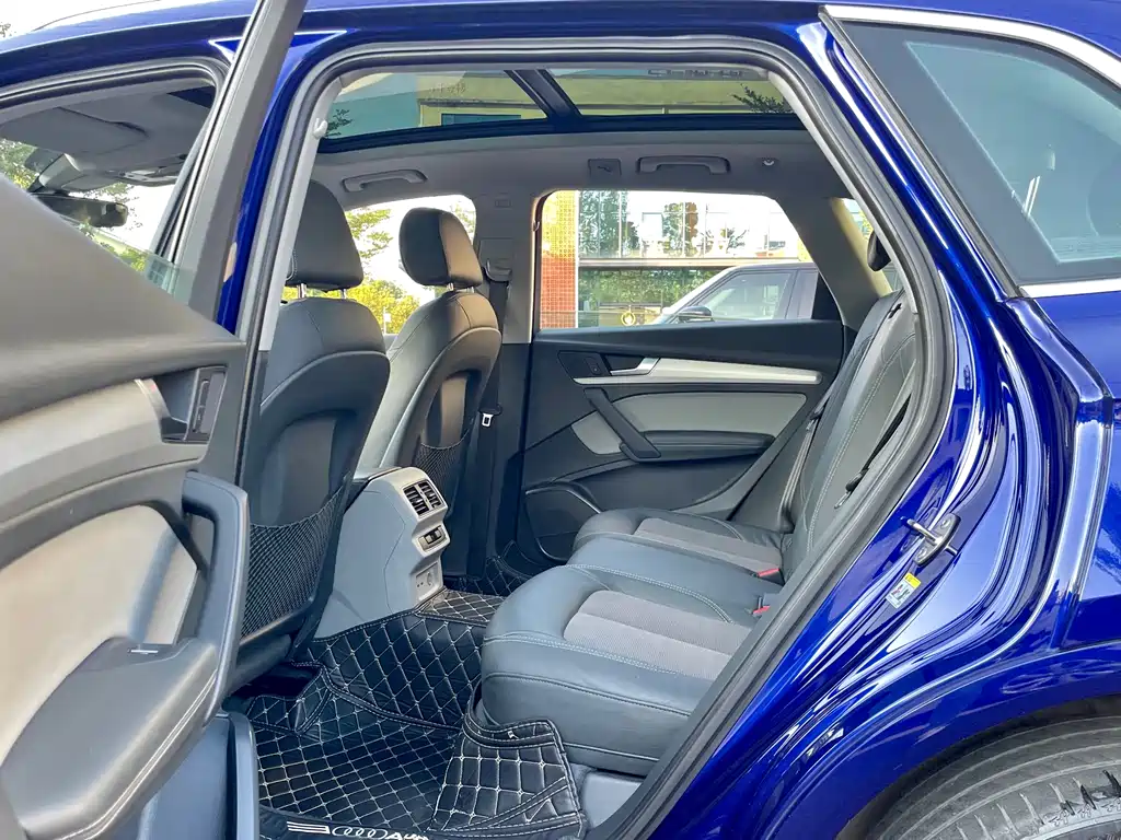 Audi Q5L — миниатюра 15