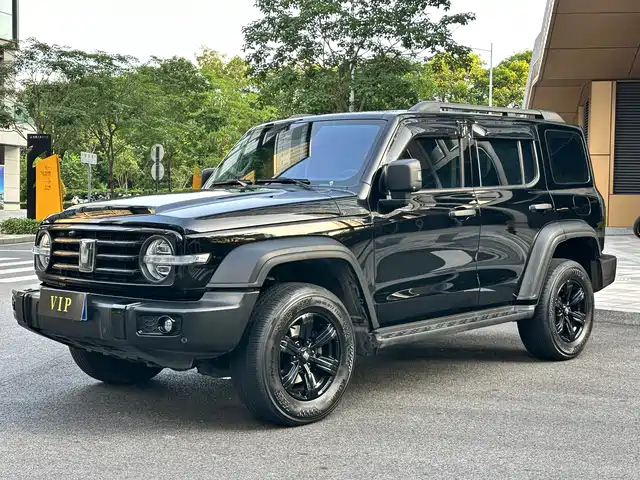 2022 TANK 300