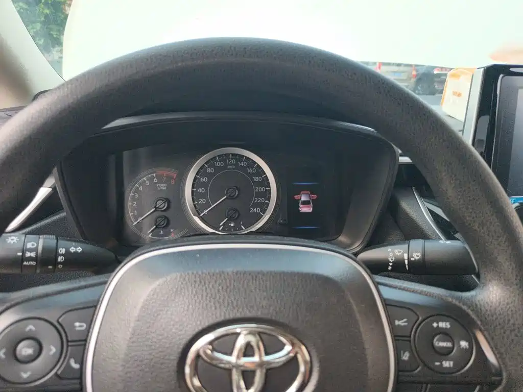 Toyota Corolla — миниатюра 7