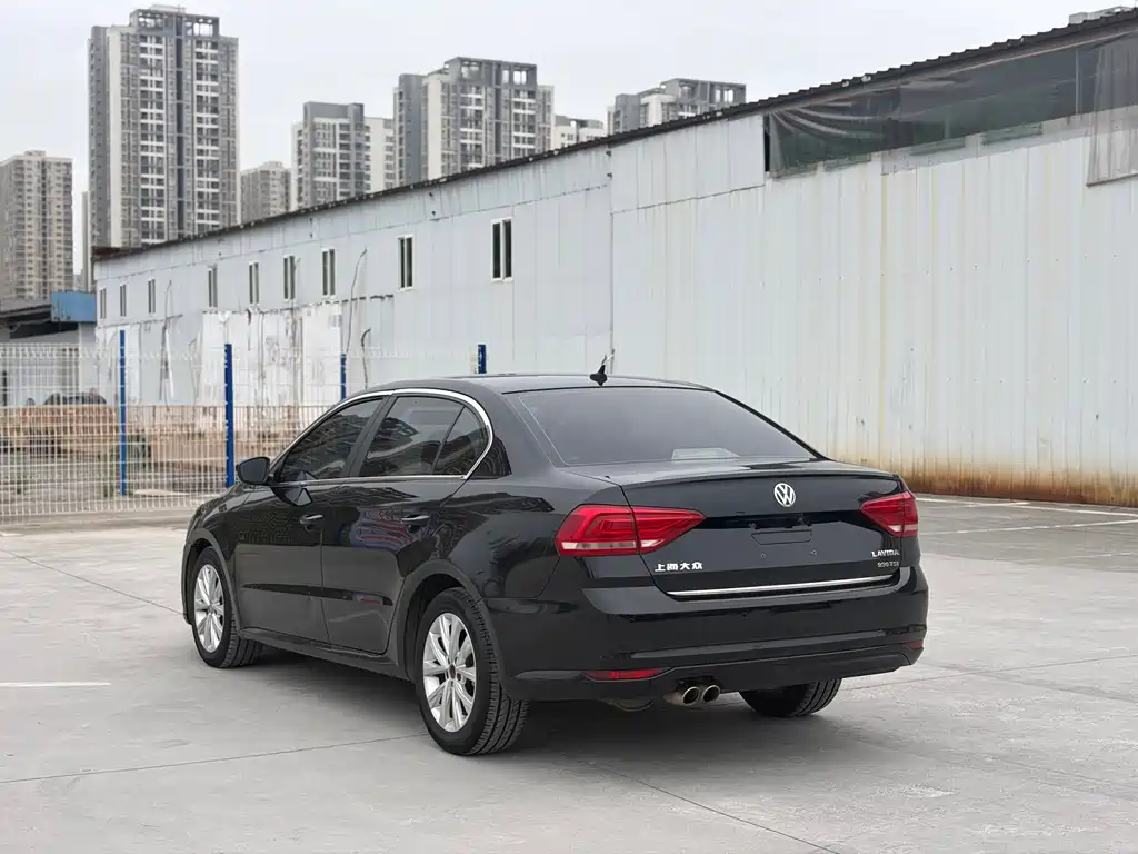 Volkswagen Lavida — миниатюра 8