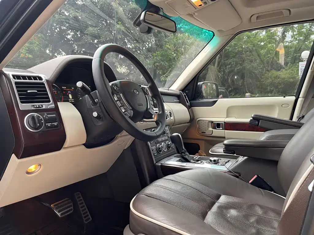 Land Rover Range Rover — миниатюра 4