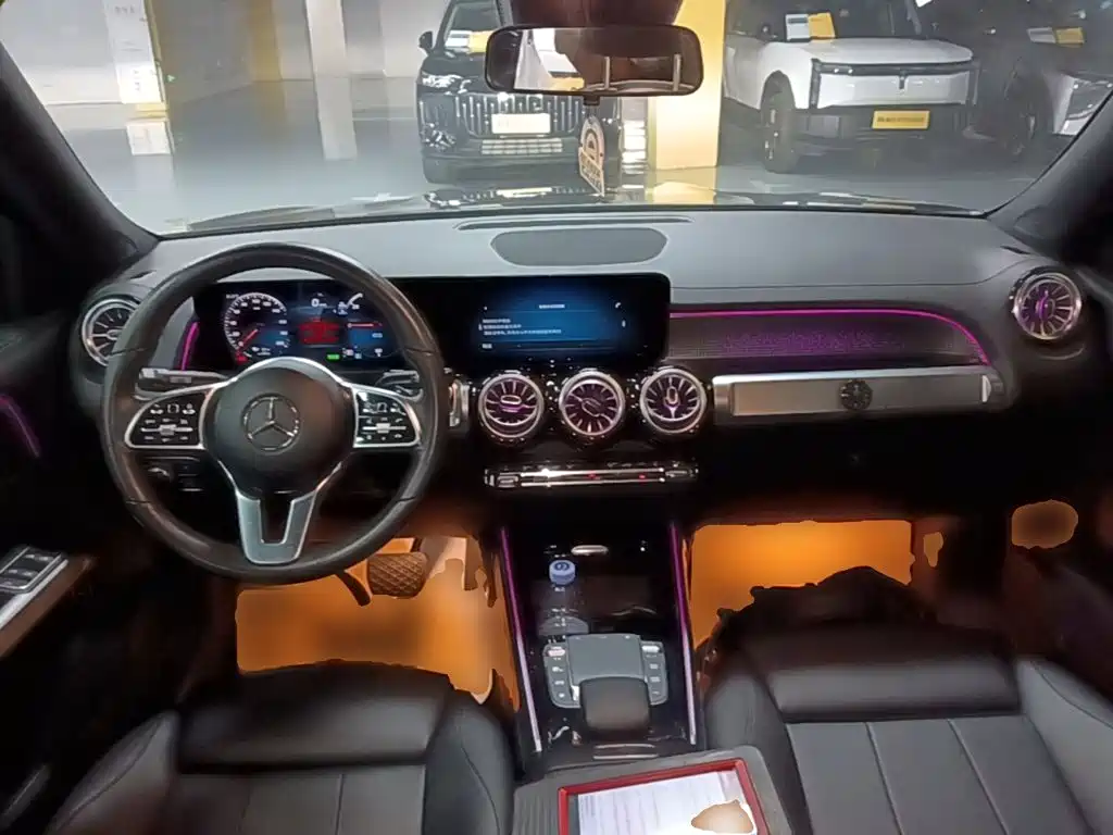Mercedes-Benz EQB — миниатюра 10