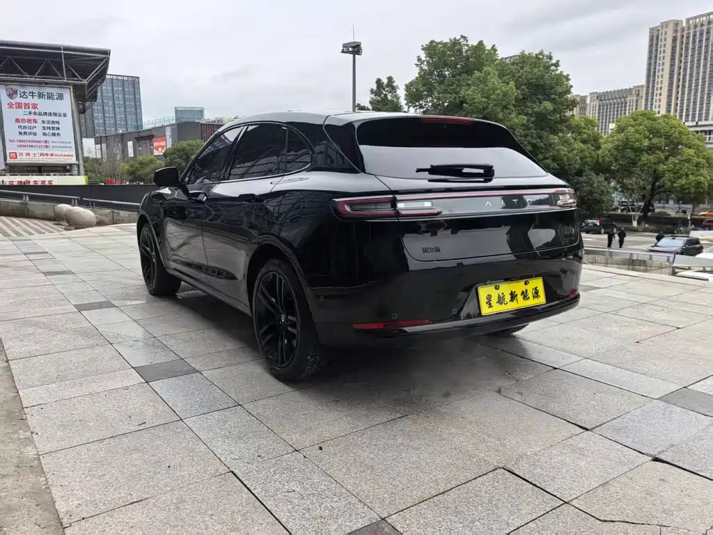 AITO ASK THE WORLD M5