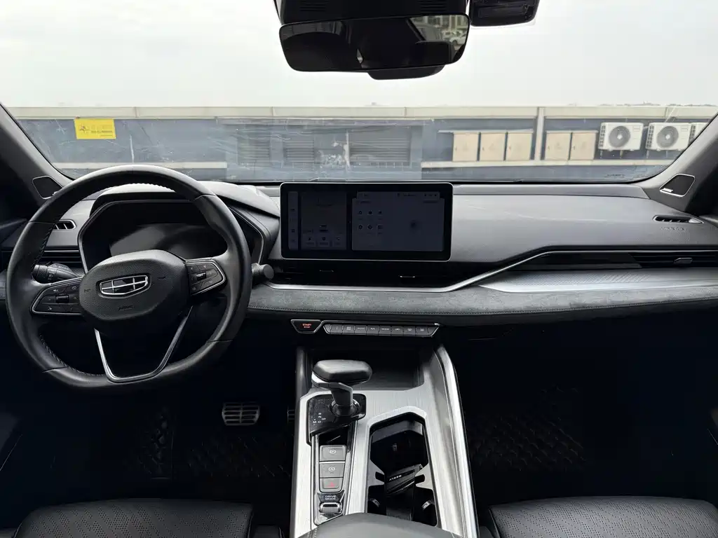 Geely Preface 2023 2.0TD