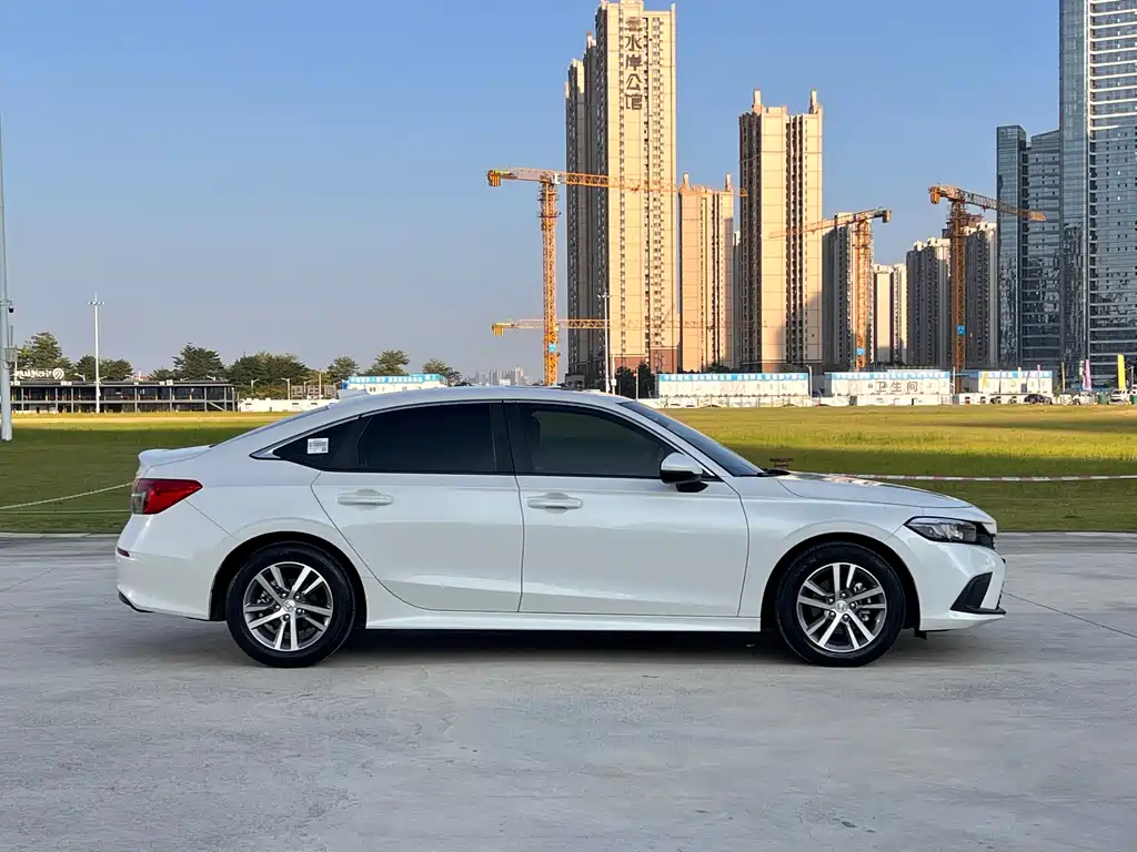 Honda Civic — миниатюра 7