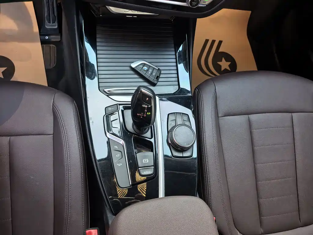 BMW X3 — миниатюра 10