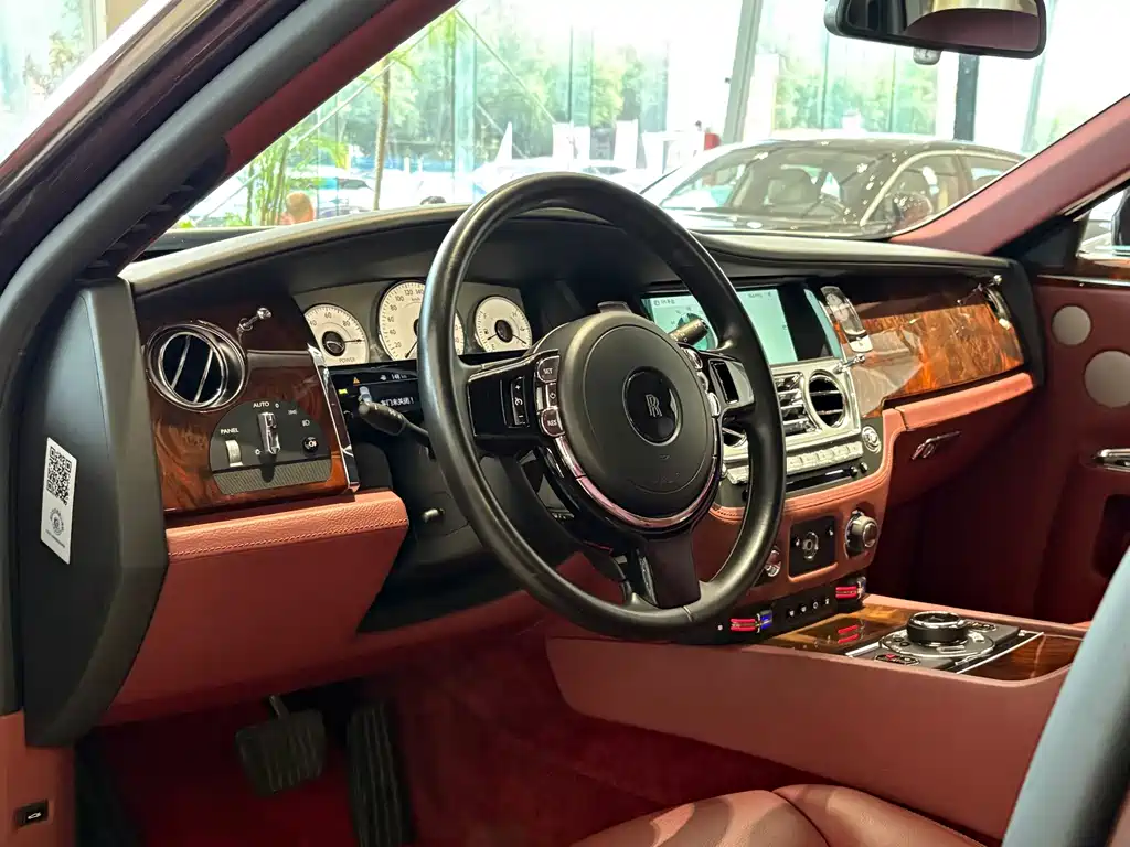 Rolls-Royce Ghost — миниатюра 8