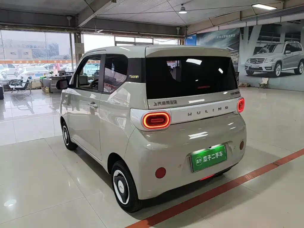 Wuling MINIEV — миниатюра 5