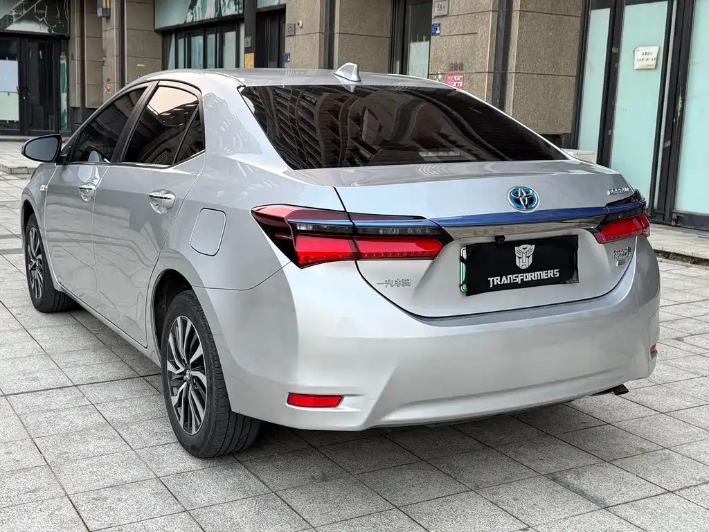 TOYOTA COROLLA DUAL ENGINE E+