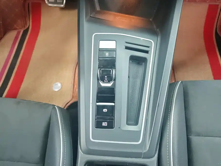 Volkswagen Golf — миниатюра 16