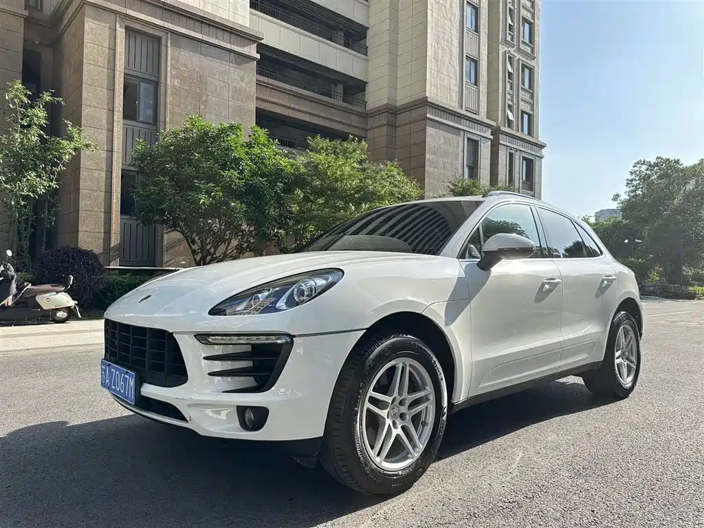 Porsche Macan 2016 Macan 2.0T