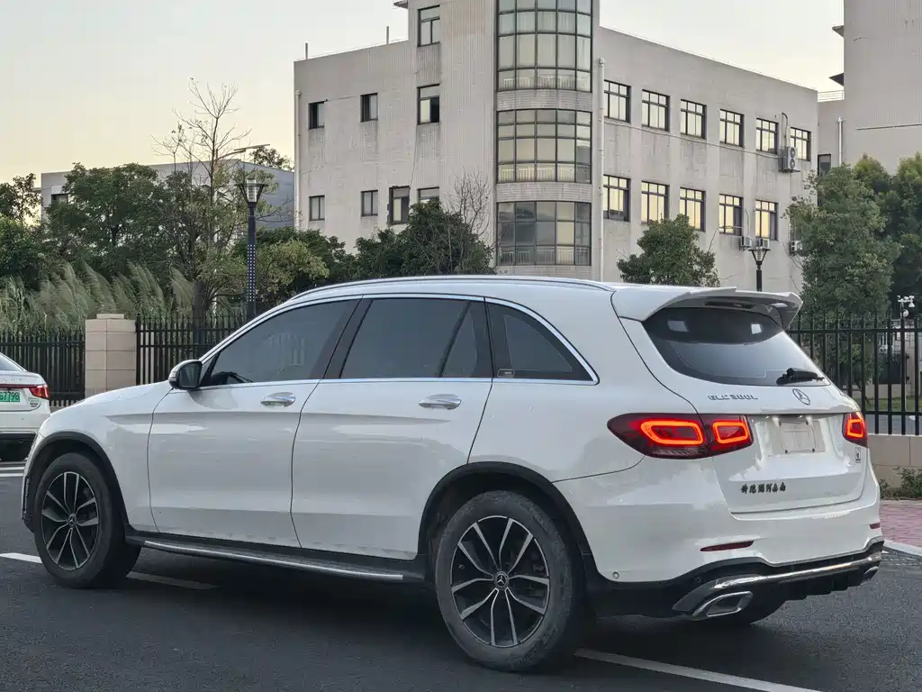 Mercedes-Benz GLC — миниатюра 7