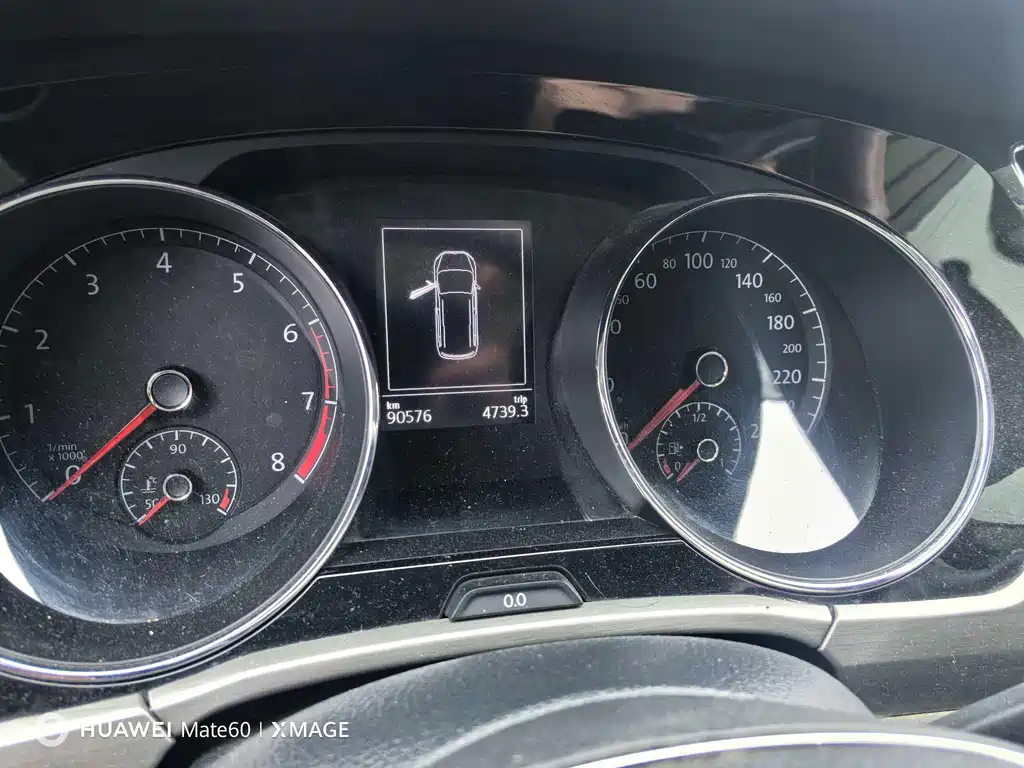 Volkswagen Touran — миниатюра 2