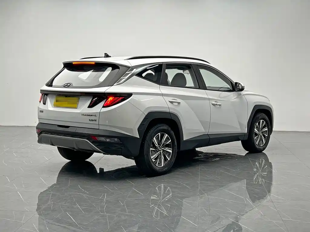 Hyundai Tucson — миниатюра 6
