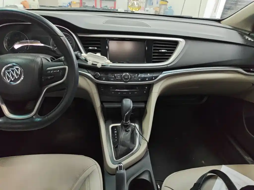 Buick Excelle — миниатюра 13
