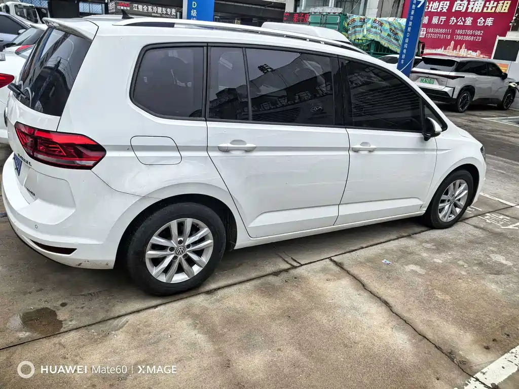 Volkswagen Touran — миниатюра 10
