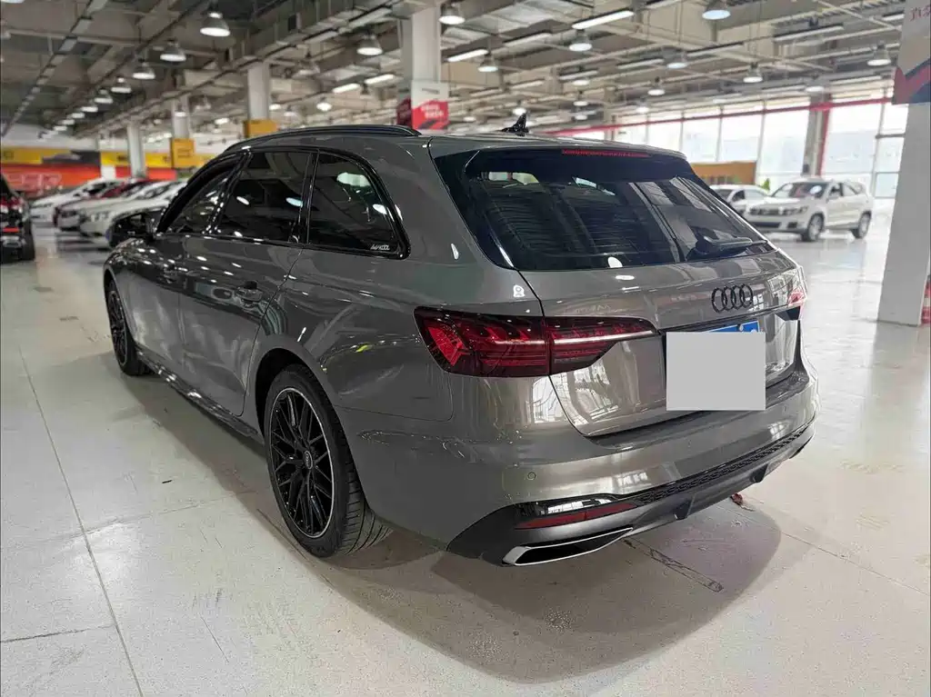 Audi A4 (Import) — миниатюра 17