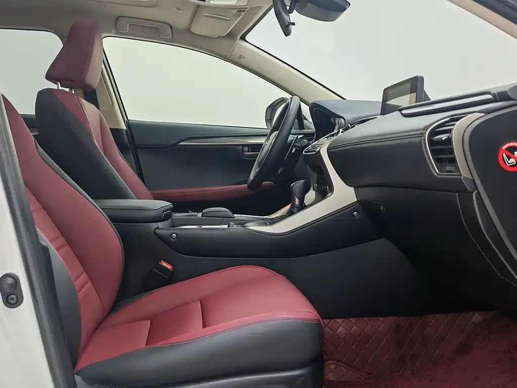 Lexus NX — миниатюра 9
