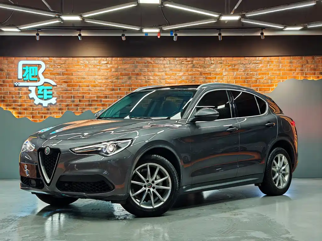 Купить Alfa Romeo Stelvio