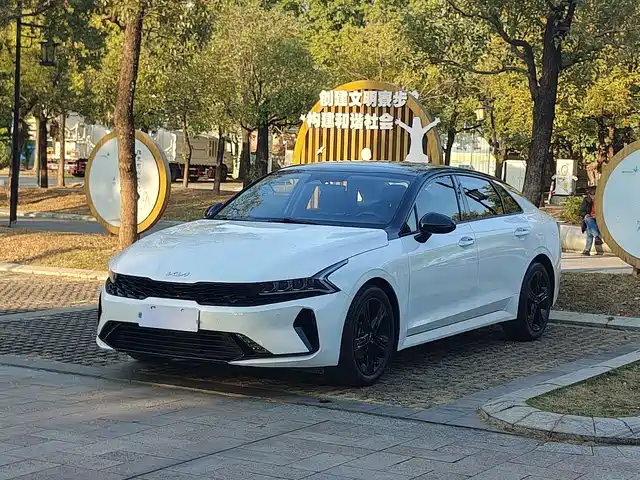 KIA K5 2022