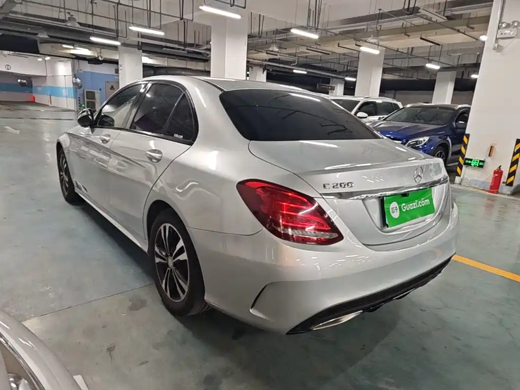 Mercedes-Benz C-Class — миниатюра 5