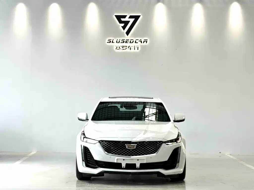 Cadillac CT5 2023 28T