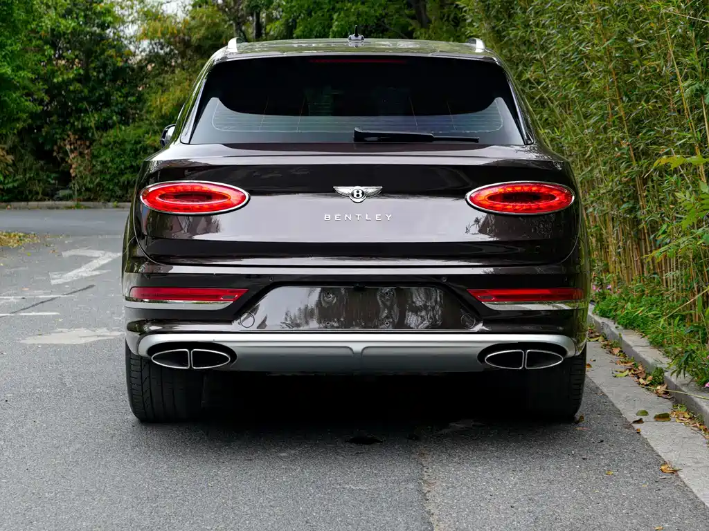 Bentley Bentayga — миниатюра 5