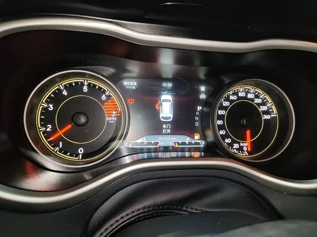 Jeep Cherokee — миниатюра 12