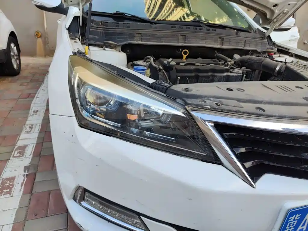 Changan V7 — миниатюра 7