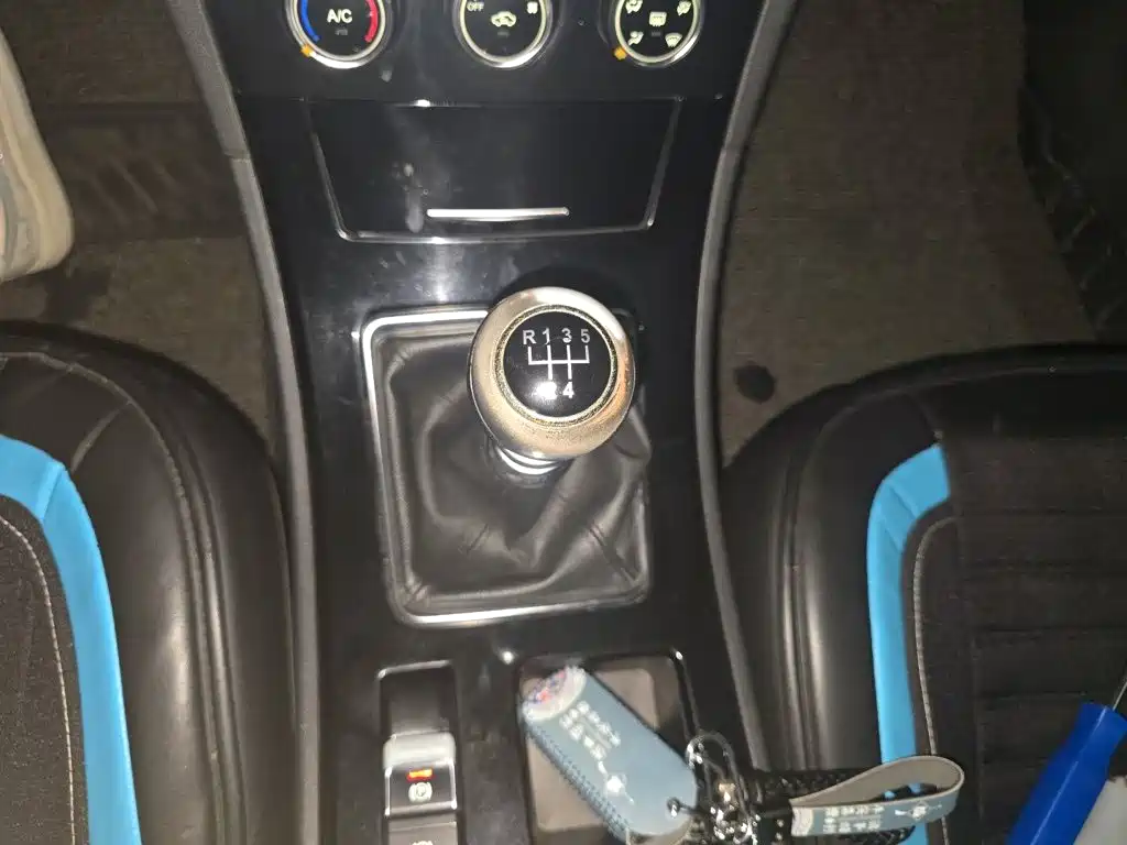 Zotye Zotye Z500 — миниатюра 15