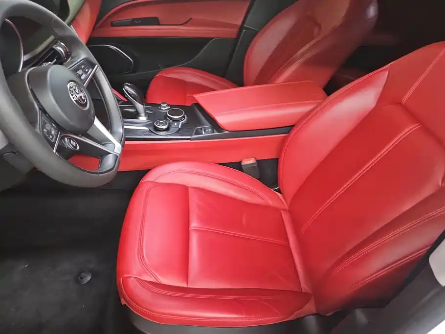 Alfa Romeo Stelvio — миниатюра 9