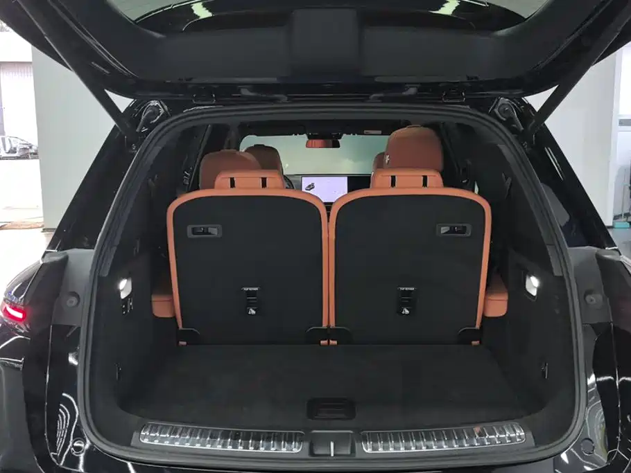 Li Auto Li L8 — миниатюра 4