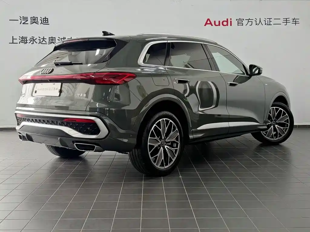 Audi Q5L — миниатюра 5
