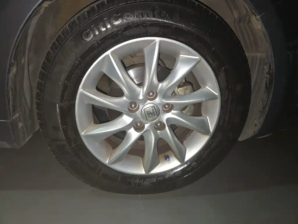 Zotye Zotye Z500 — миниатюра 8