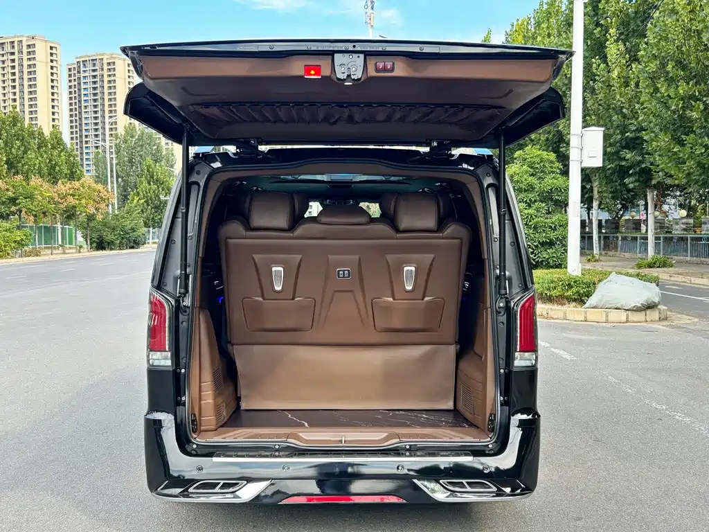 Mercedes-Benz Vito — миниатюра 17