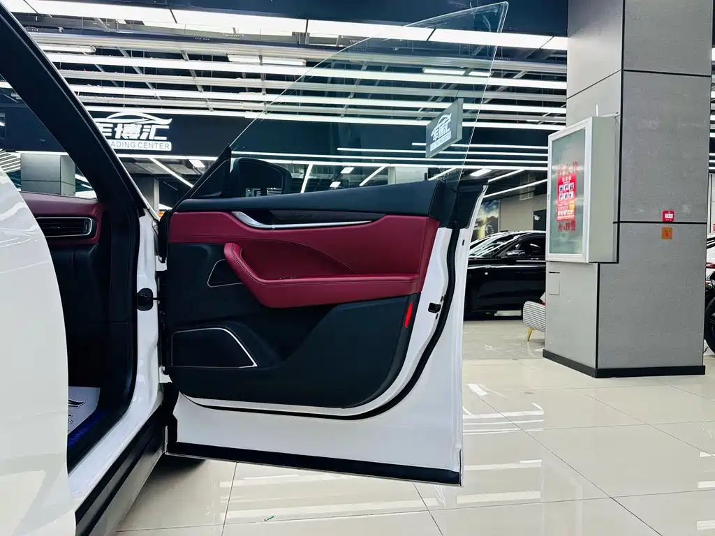 Maserati Levante — миниатюра 18