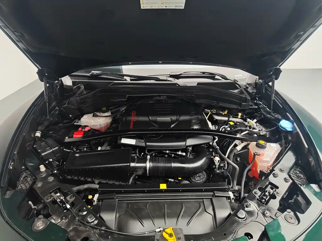 Alfa Romeo Stelvio — миниатюра 18