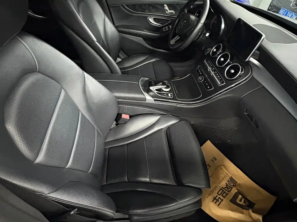 Mercedes-Benz C-Class — миниатюра 7