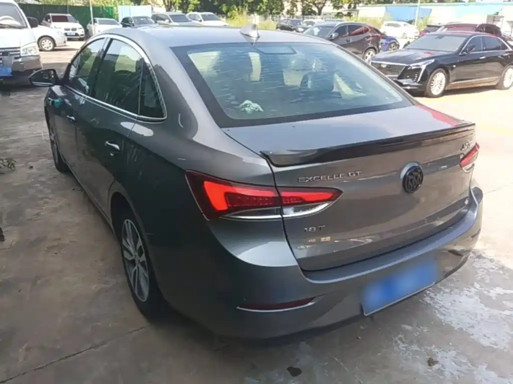 Buick Excelle — миниатюра 5