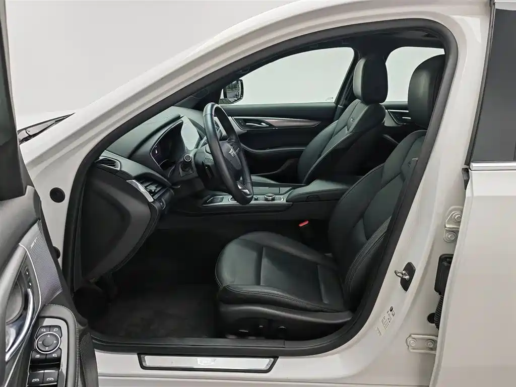 Cadillac CT5 2022 28T Luxury