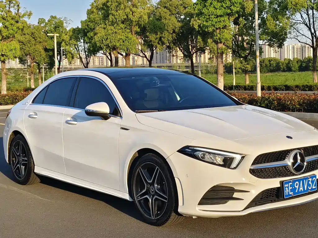 Mercedes-Benz A-Class A 2019 A 200 L Sport