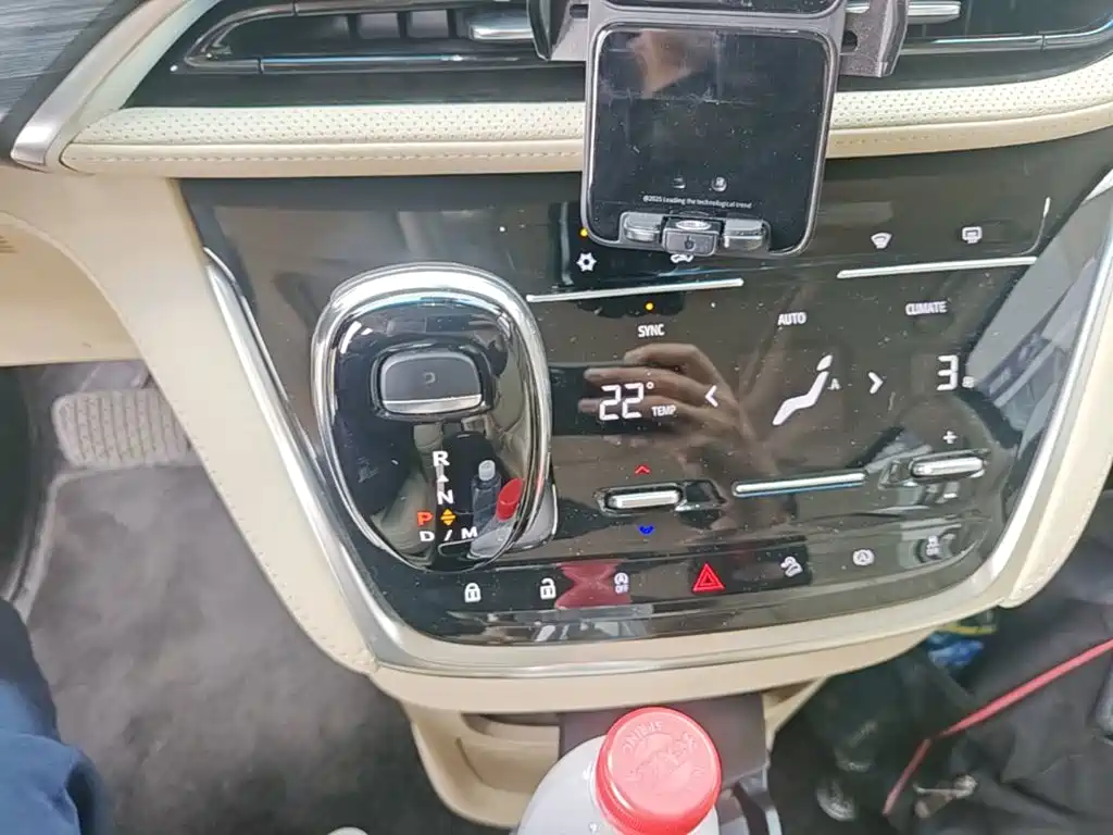 Buick GL8 — миниатюра 19
