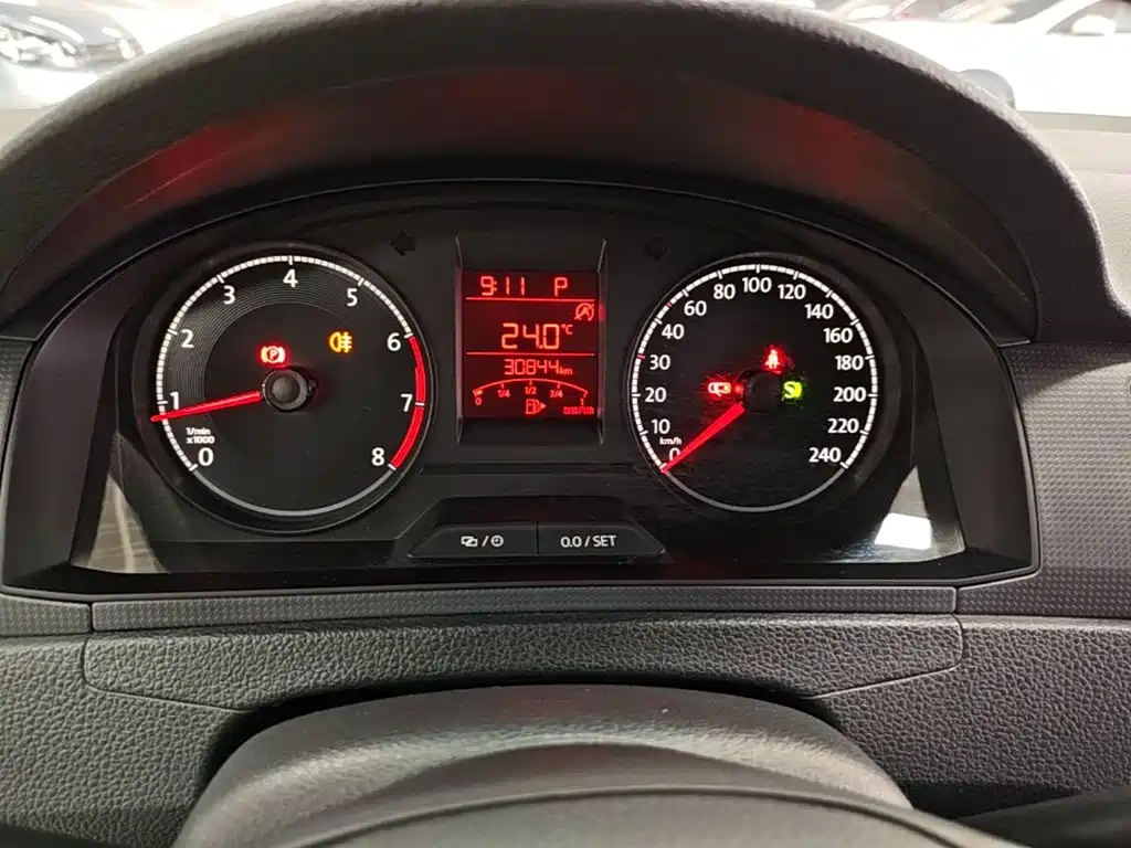 Volkswagen Santana — миниатюра 12