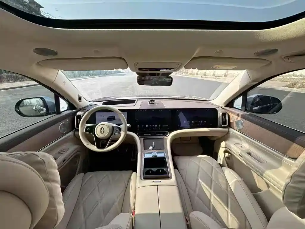 AITO ASK THE WORLD M9