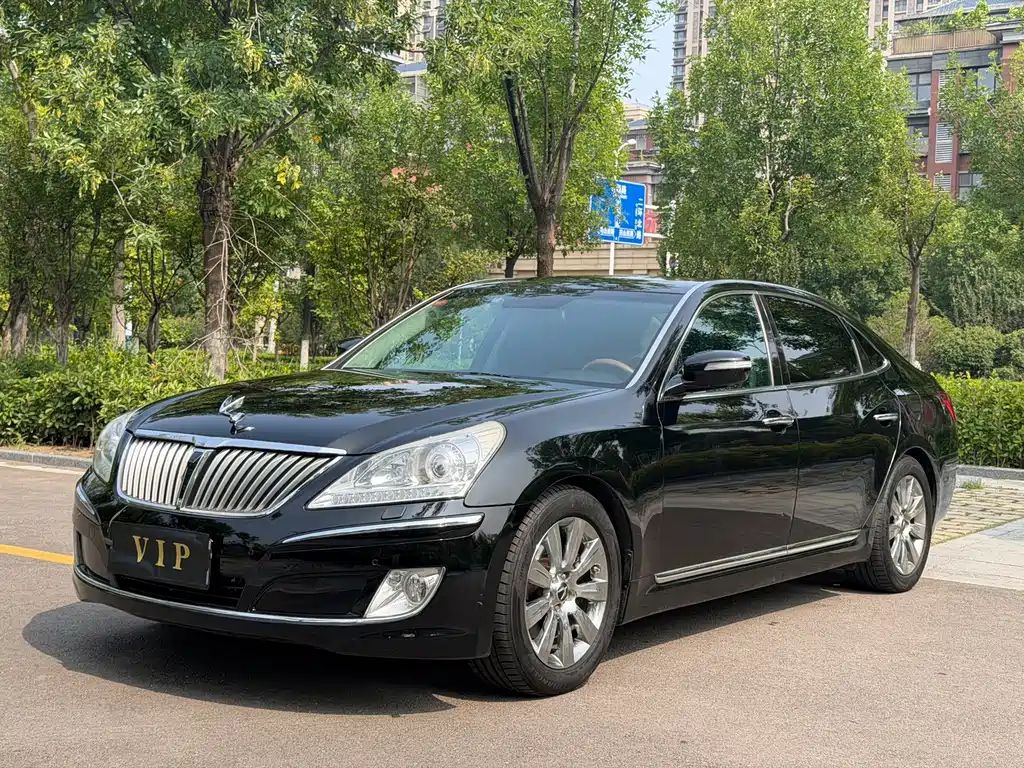 Hyundai Equus