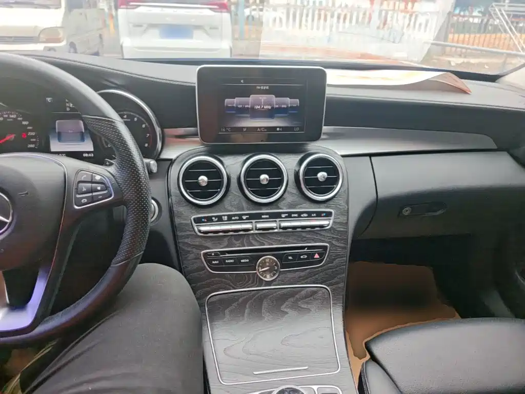 Mercedes-Benz C-Class — миниатюра 10