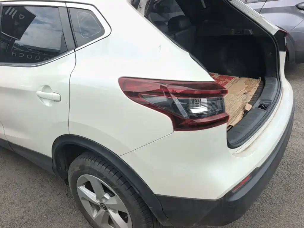 Nissan Qashqai — миниатюра 5