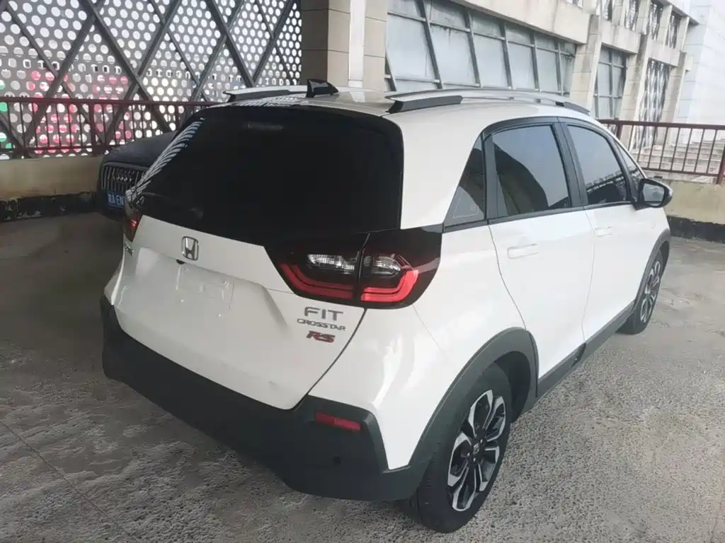 Honda Fit — миниатюра 7