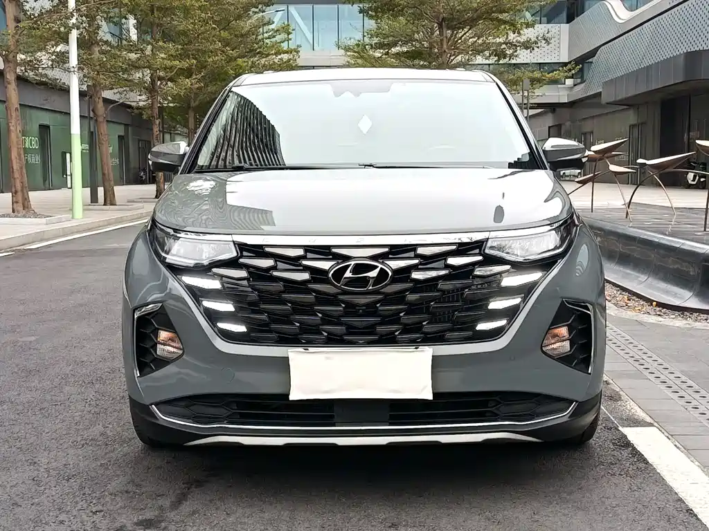 HYUNDAI KUSTU